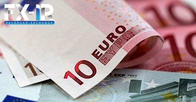 یورو هم سطح دلار